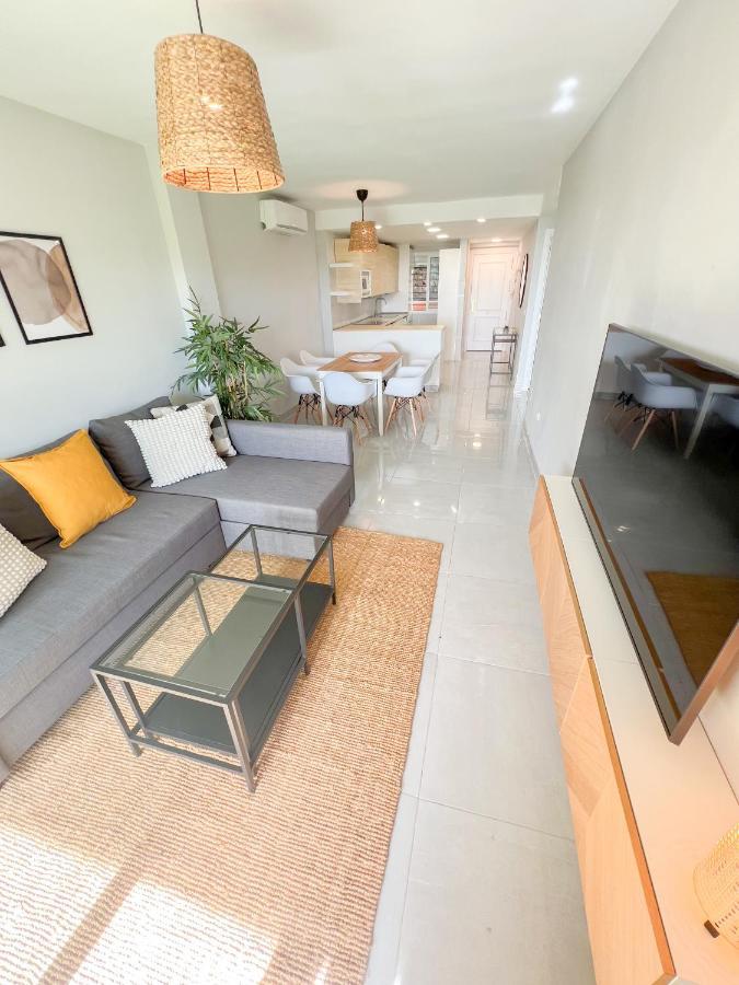 Cozy Apartment With Large Terrace Torremolinos Kültér fotó