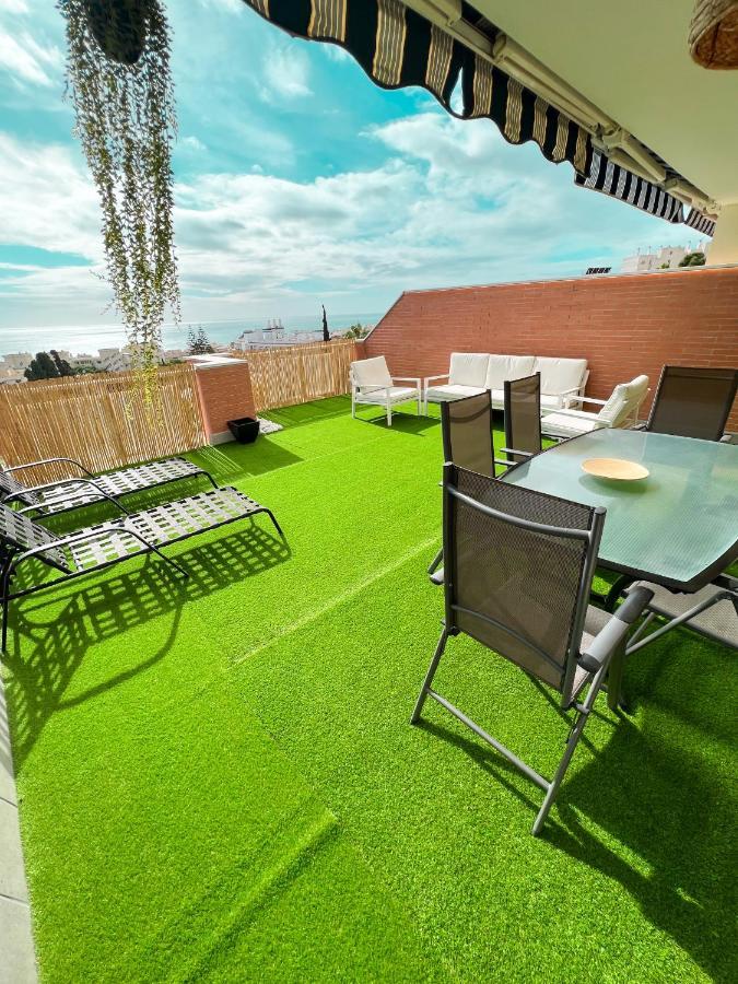 Cozy Apartment With Large Terrace Torremolinos Kültér fotó