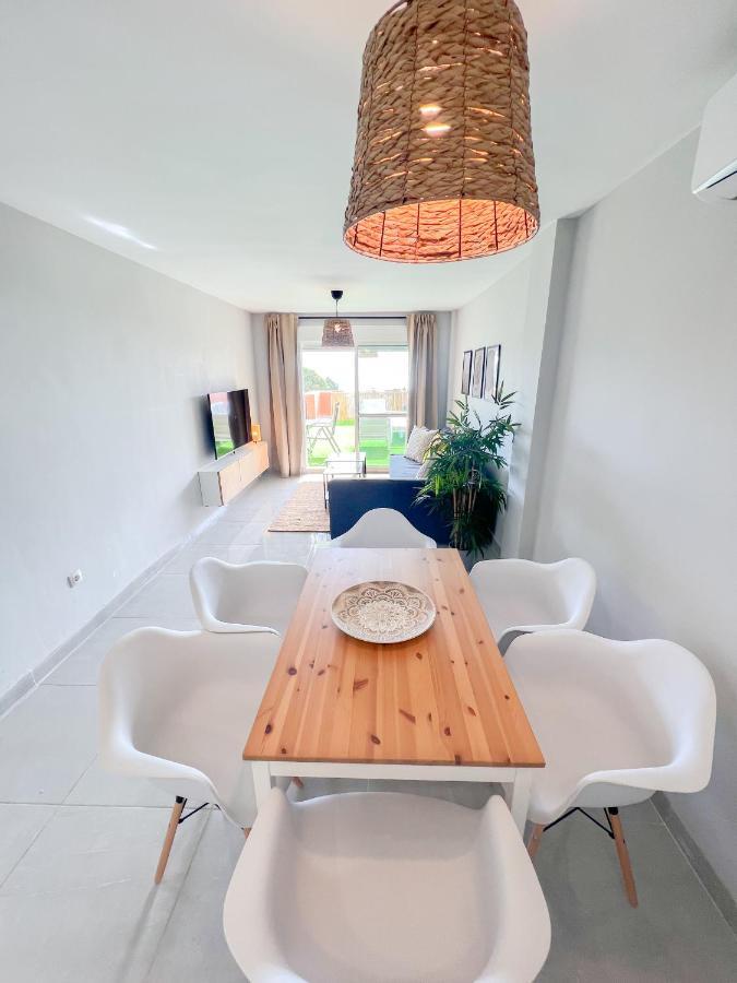 Cozy Apartment With Large Terrace Torremolinos Kültér fotó